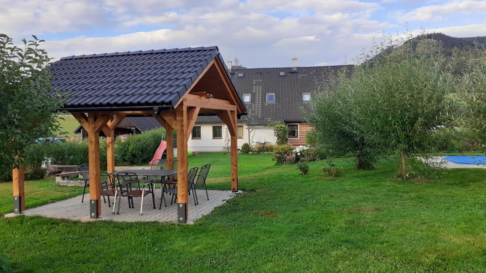 Bernsdorf Apartman V Chaloupce Na Vrsku מראה חיצוני תמונה