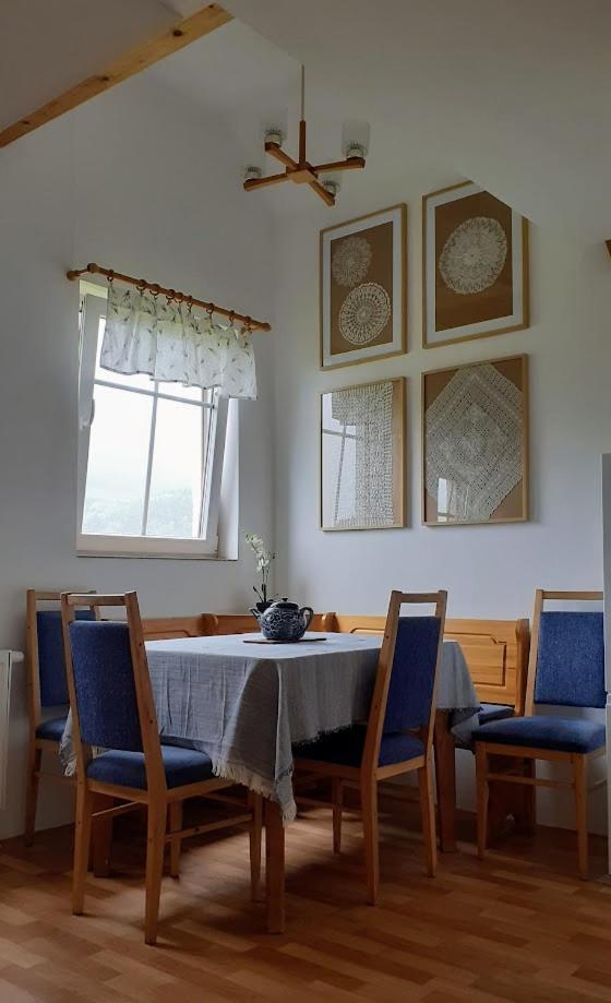 Bernsdorf Apartman V Chaloupce Na Vrsku מראה חיצוני תמונה